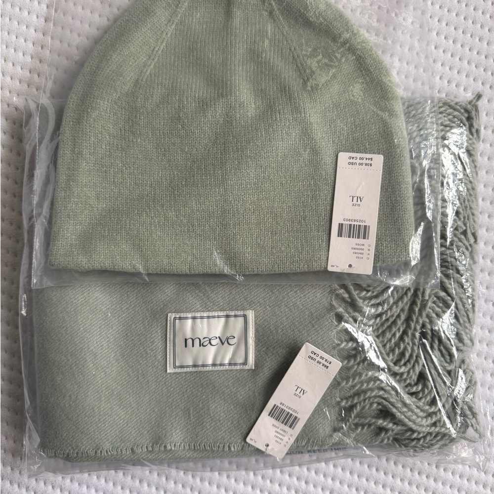 Maeve Moss Scarf/Beanie Set